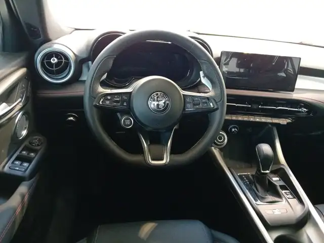 Alfa Romeo Tonale view 13
