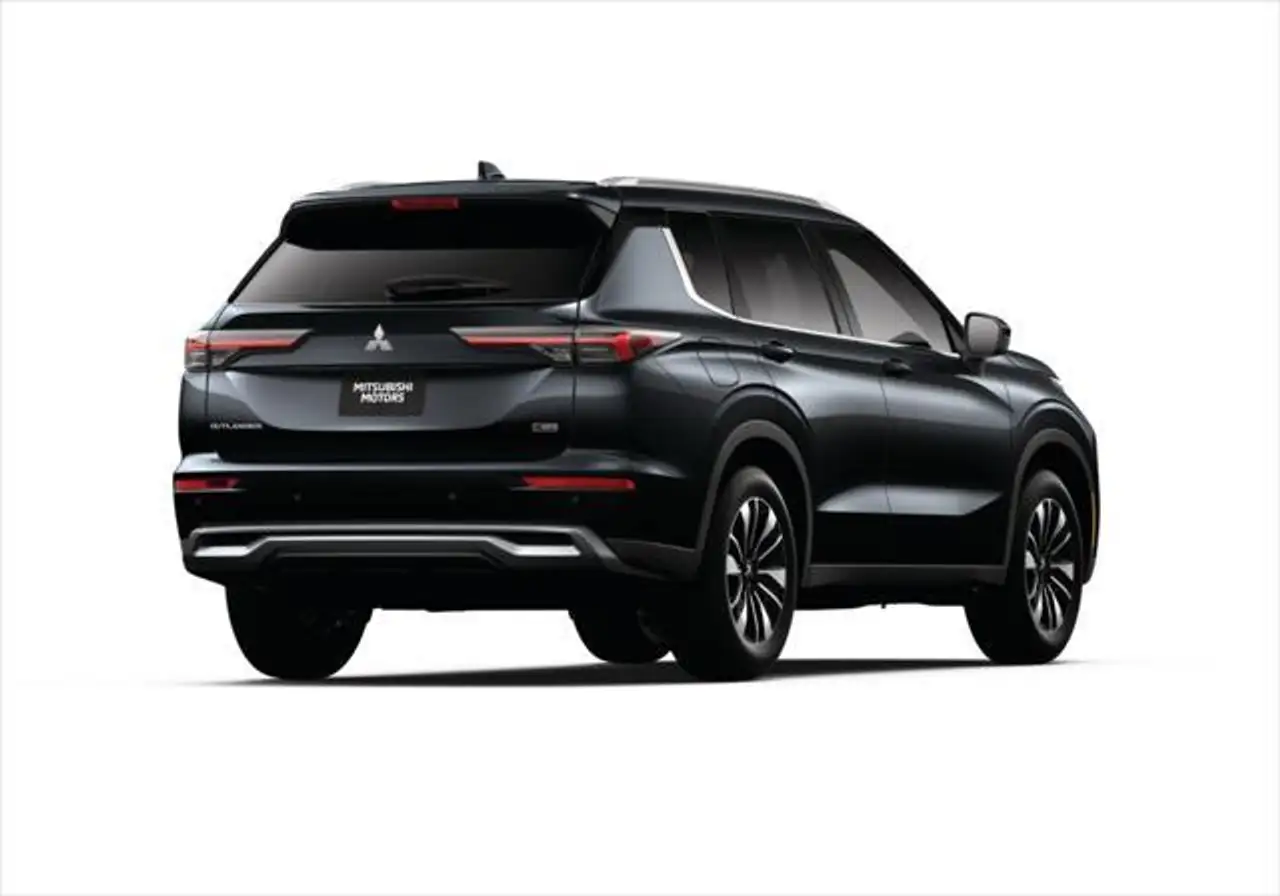 Mitsubishi Outlander снимка Mitsubishi Outlander