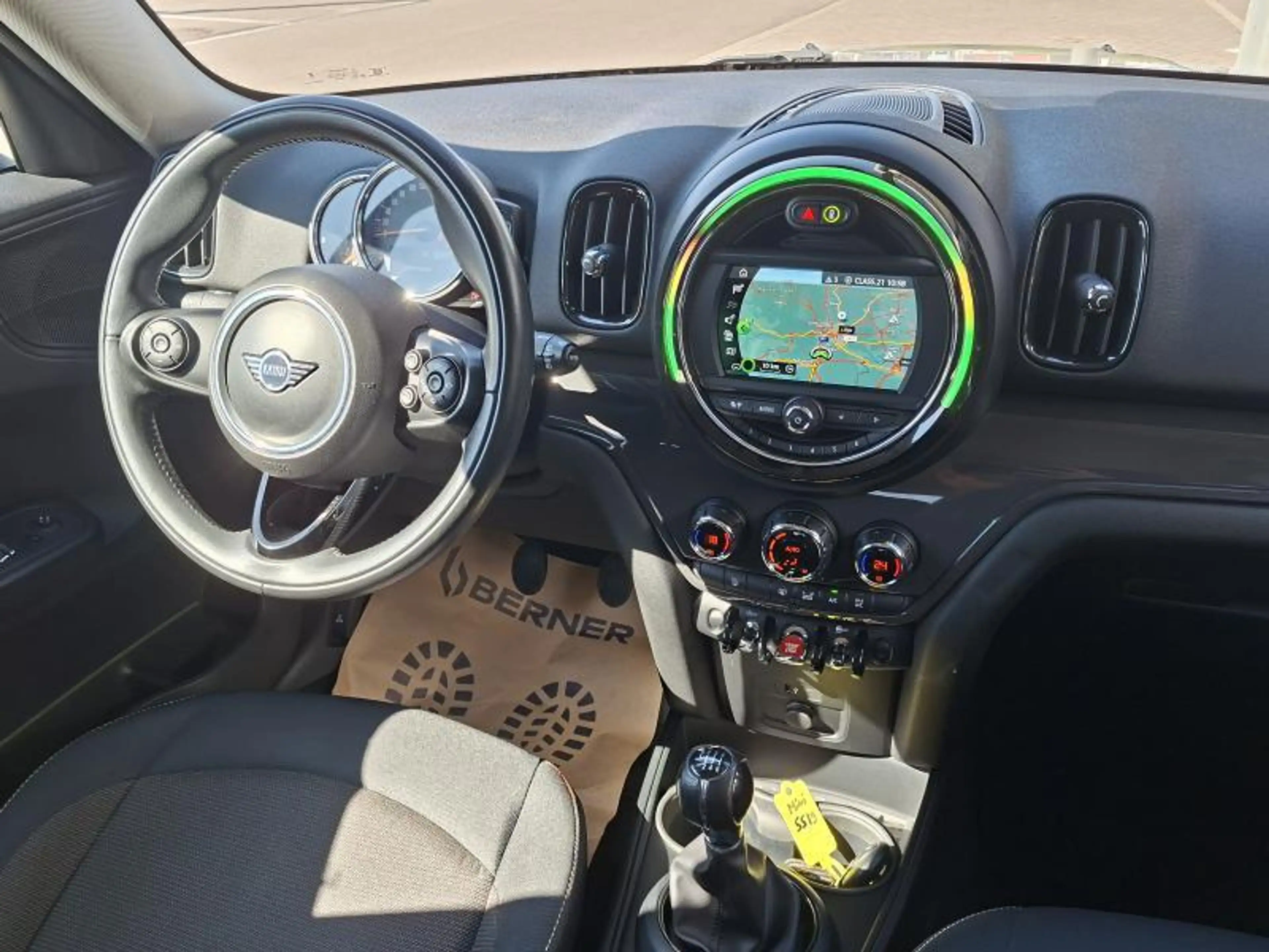 MINI Cooper Countryman Cooper — photo 12