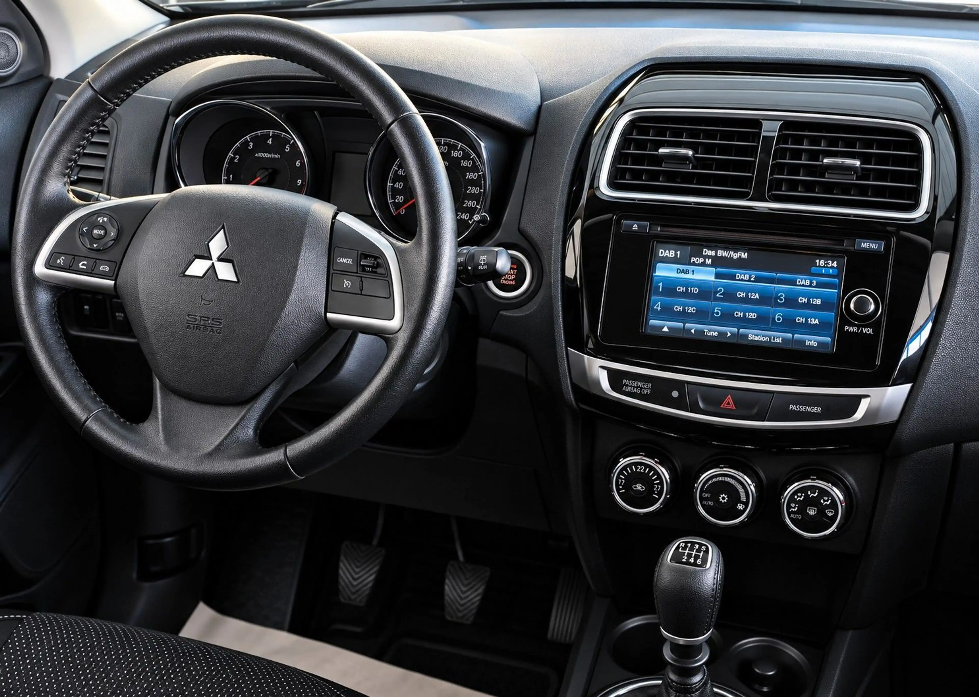 Mitsubishi ASX Klassik Kollektion+ 4WD*1.HAND*150PS*TOP — photo 13