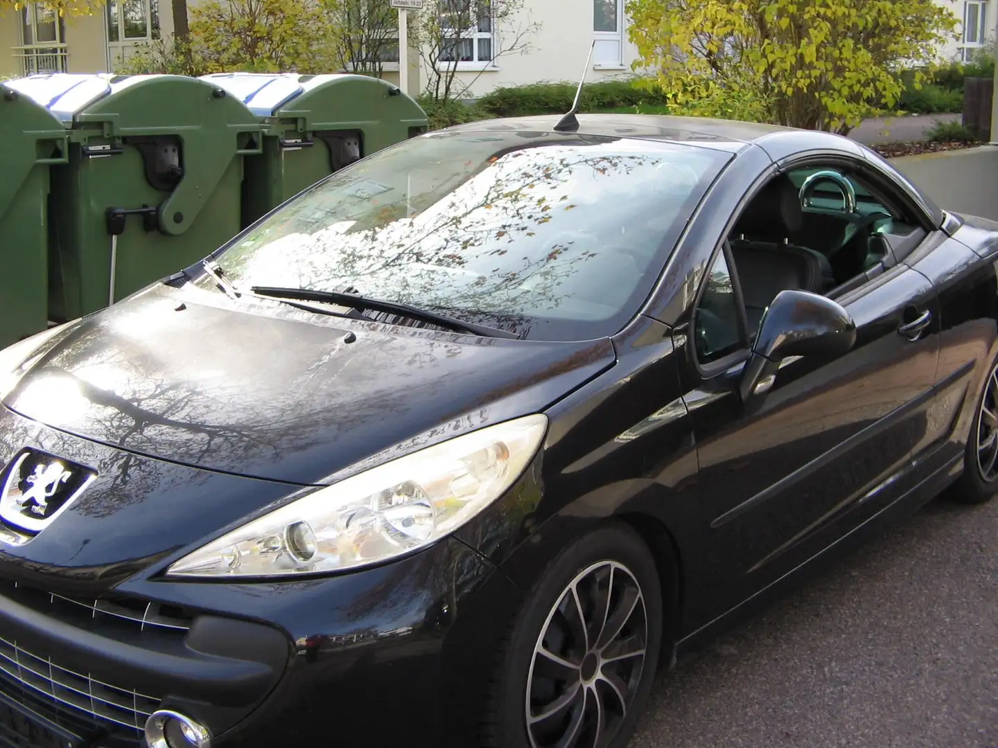 Peugeot 207 207 CC Sport1.6 16V THP150/LEDER/TÜV BIS 03-26 Schwarz - 2