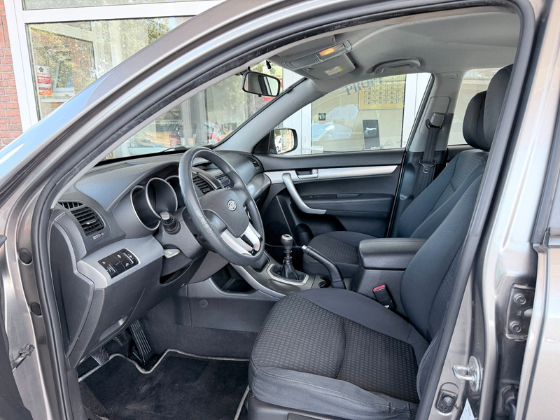 Kia Sorento Attract 2WD Klima/PDC/Allwetter/AHK — photo 12