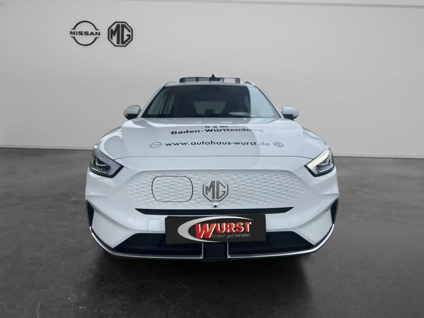 MG ZS Luxury 72 kWh *SOFORT VERFÜGBAR* Weiß - 2