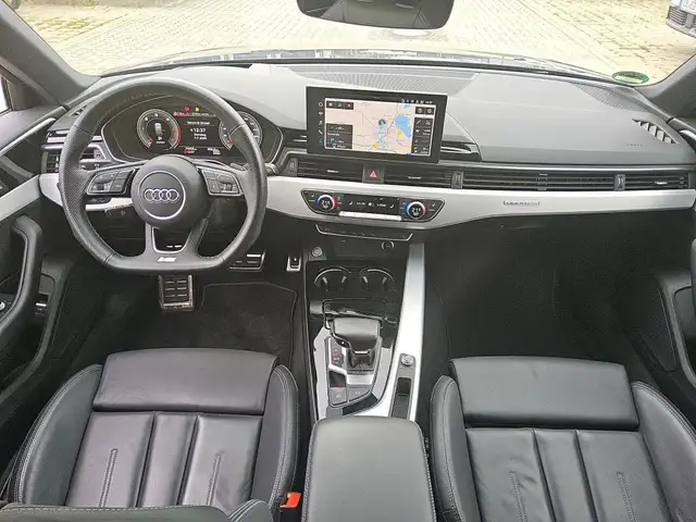 Audi A4 view 8