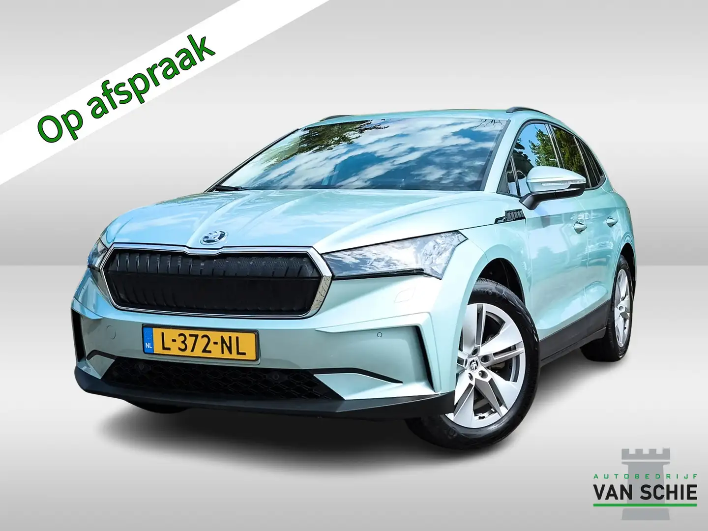 Skoda Enyaq iV 60 3-Fase 1e-Eig. & Keurig-Onderh. BOVAG-Garant Grijs - 1