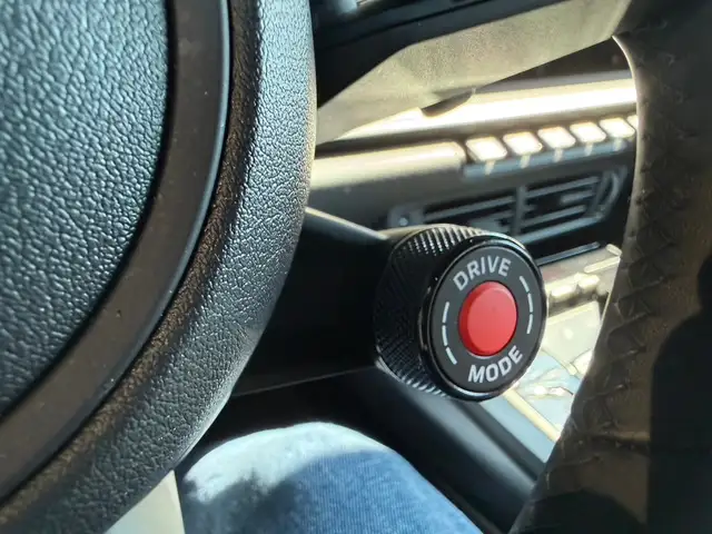 Porsche 911 view 10