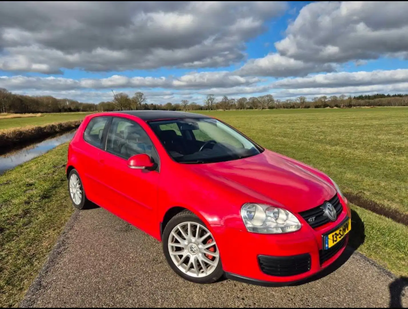 Volkswagen Golf 1.4 TSI GT sport Rood - 1