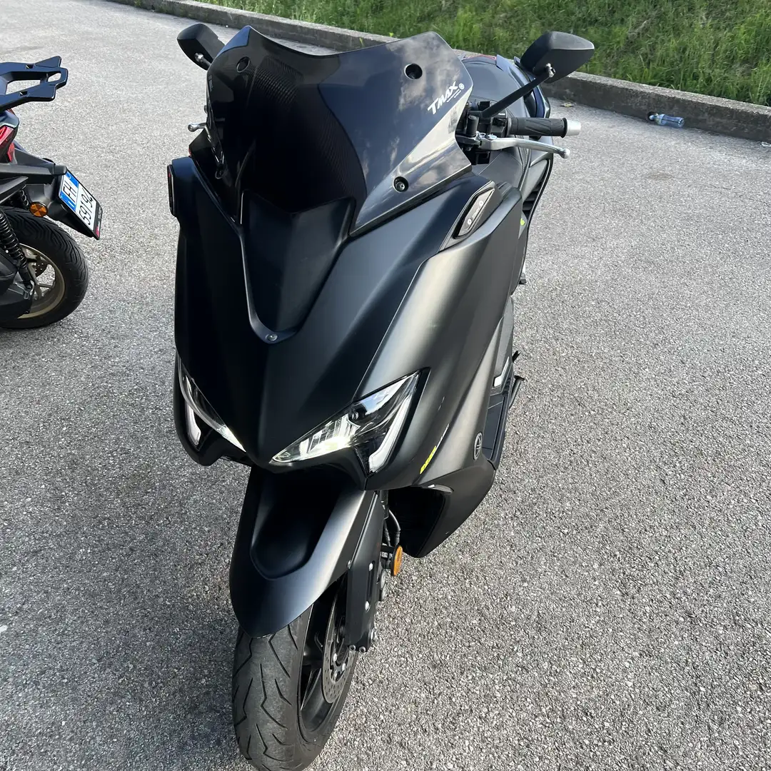 Yamaha TMAX 560 total black - 2