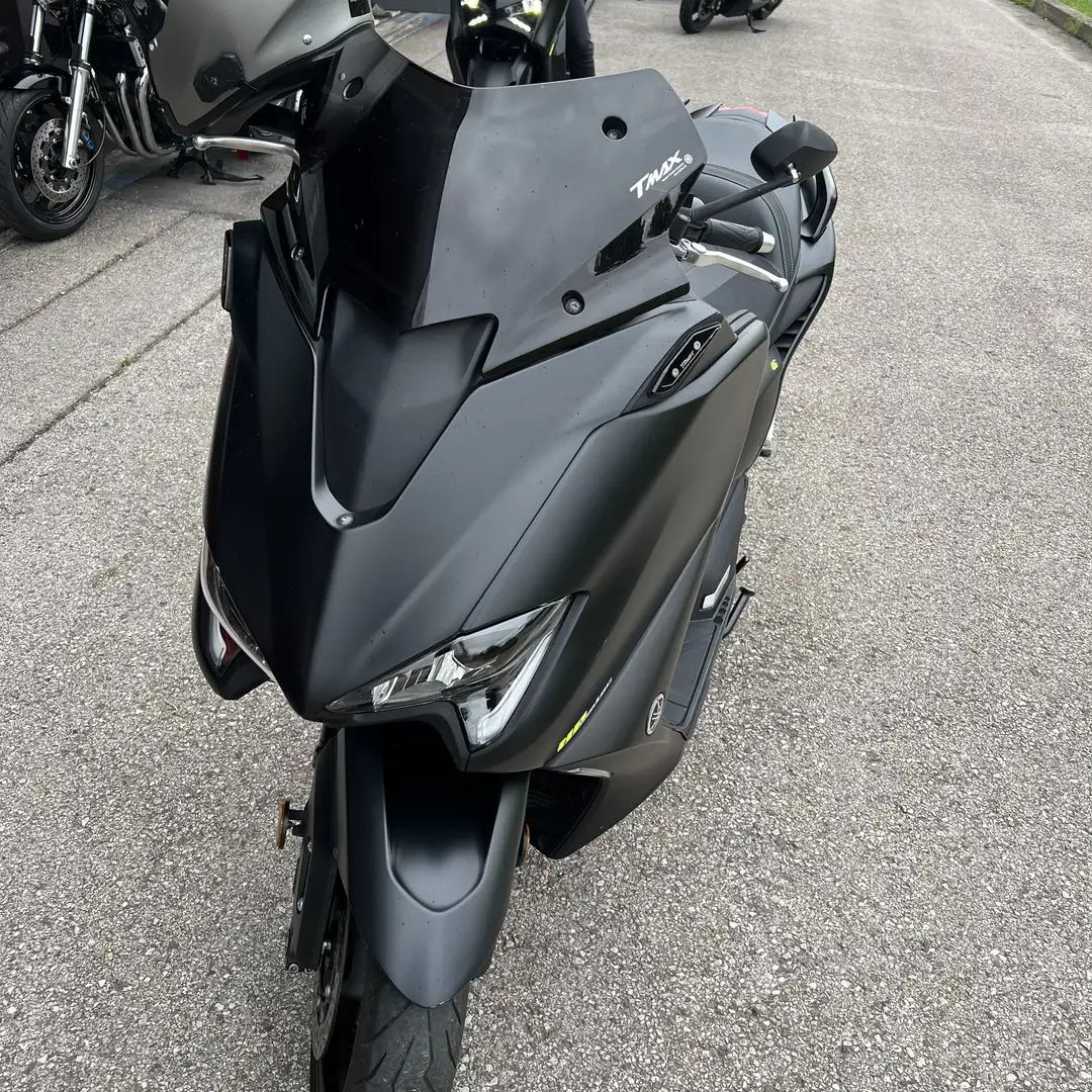 Yamaha TMAX 560 total black - 1