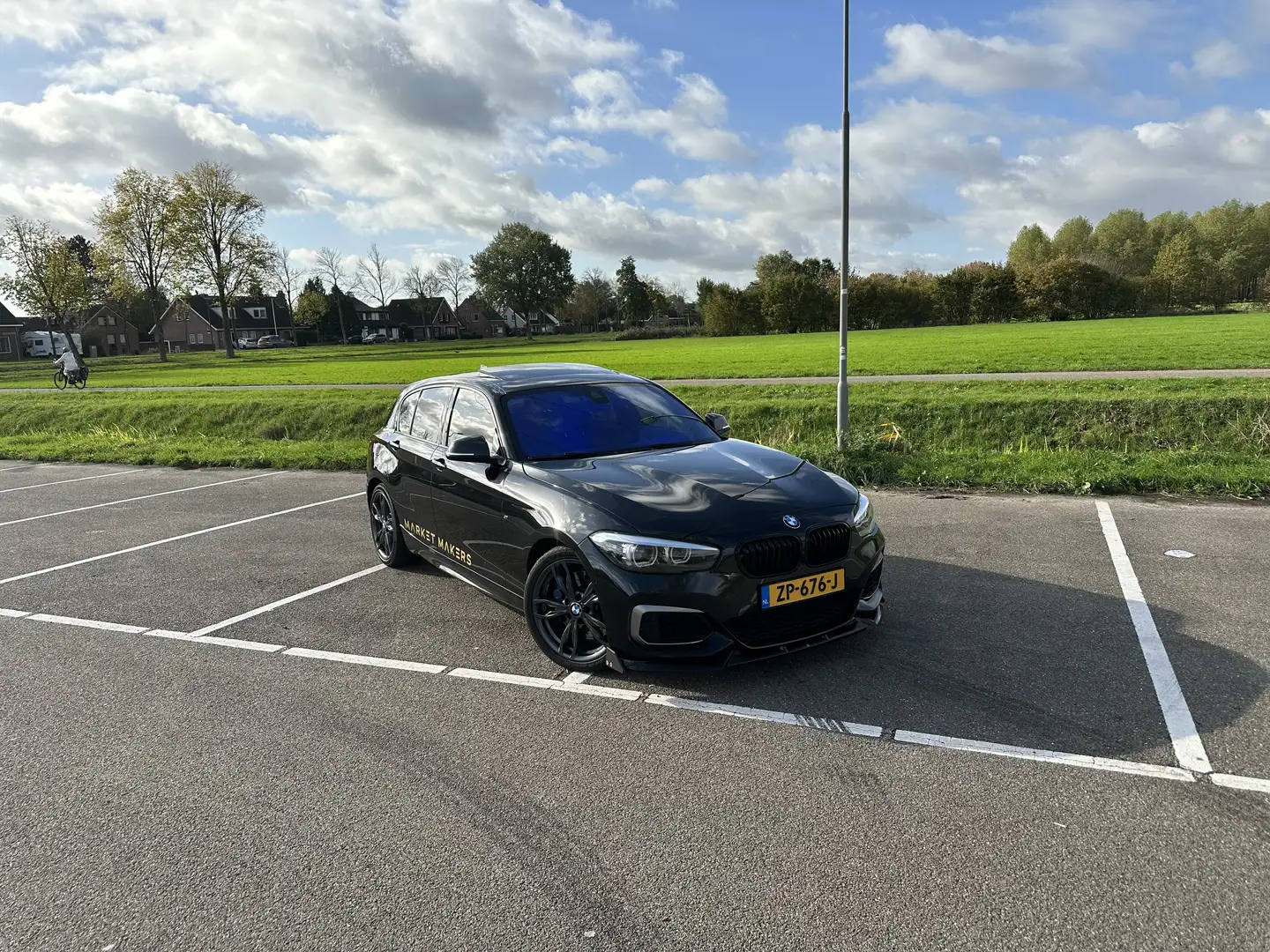 BMW 140 m140i shadow edition exective | M performance Zwart - 1