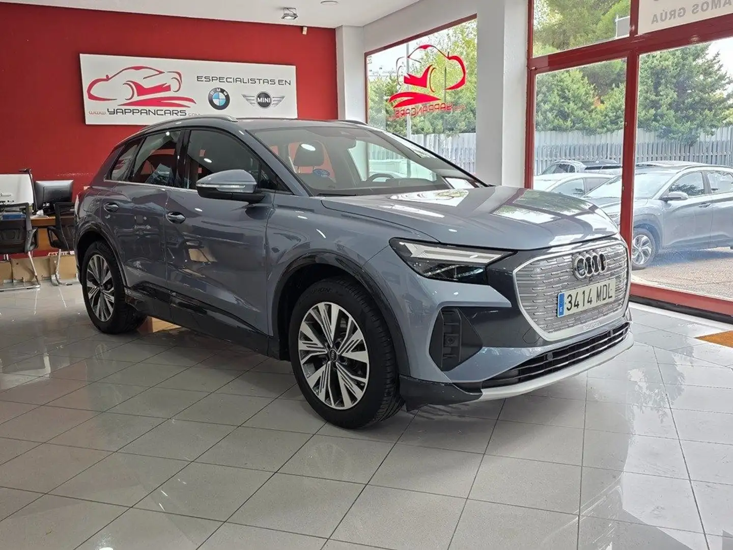 Audi Q4 e-tron Advanced 35 125kW 55kWh Gris - 1