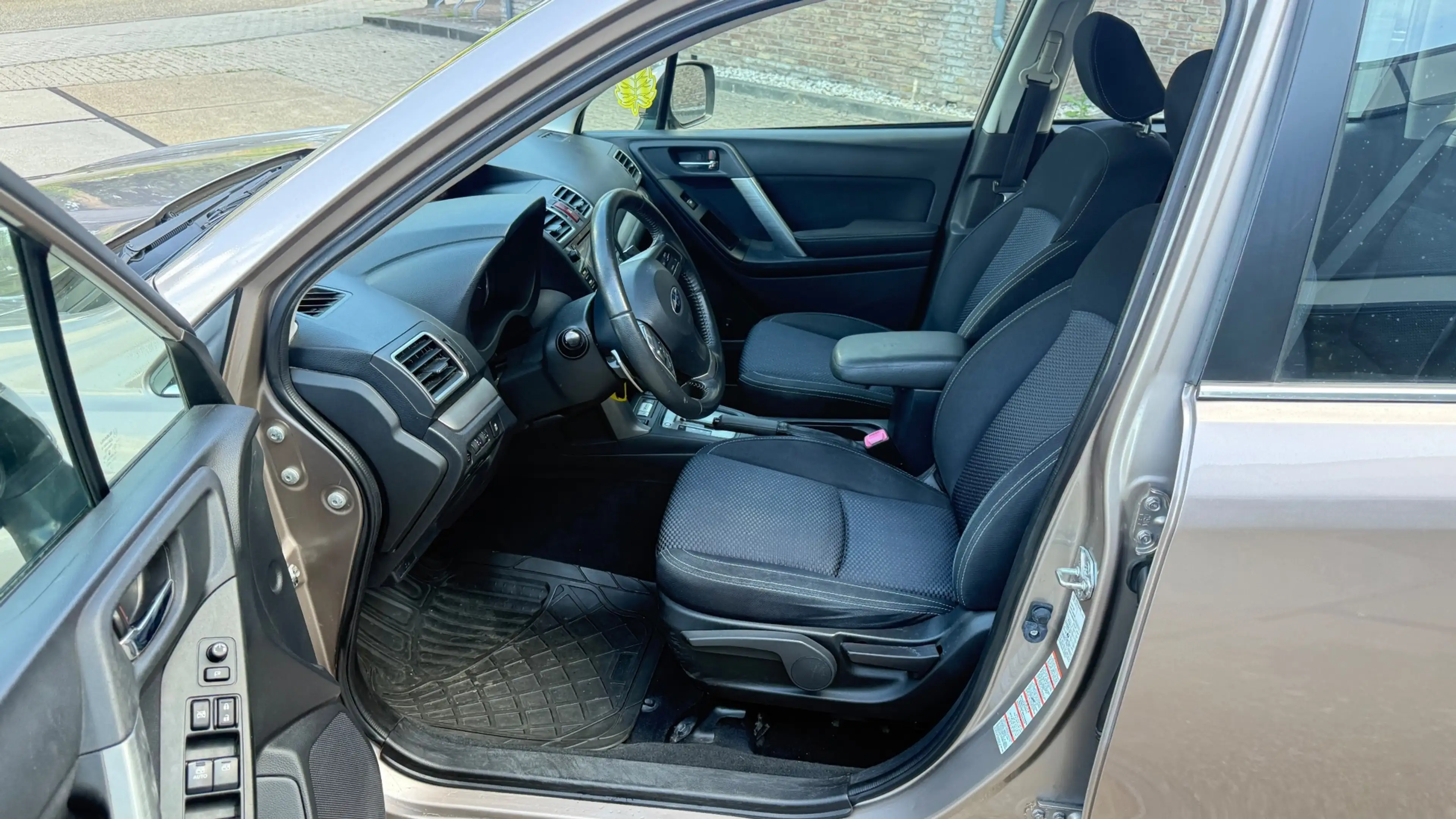 Subaru Forester 2.0 Comfort ((( automaat )) 4x4 — photo 7