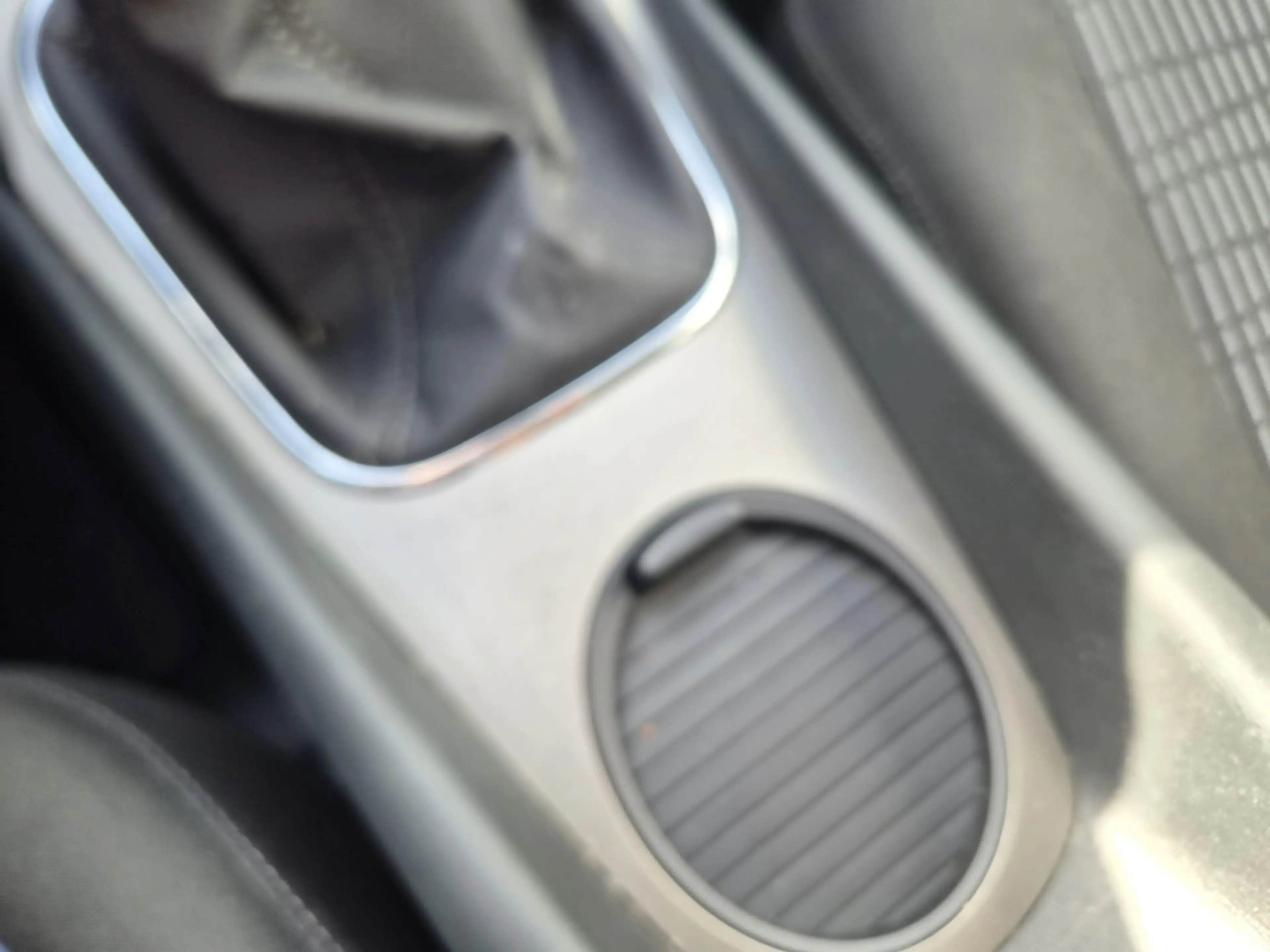 Toyota Avensis 1.6 VVTi Business — photo 13
