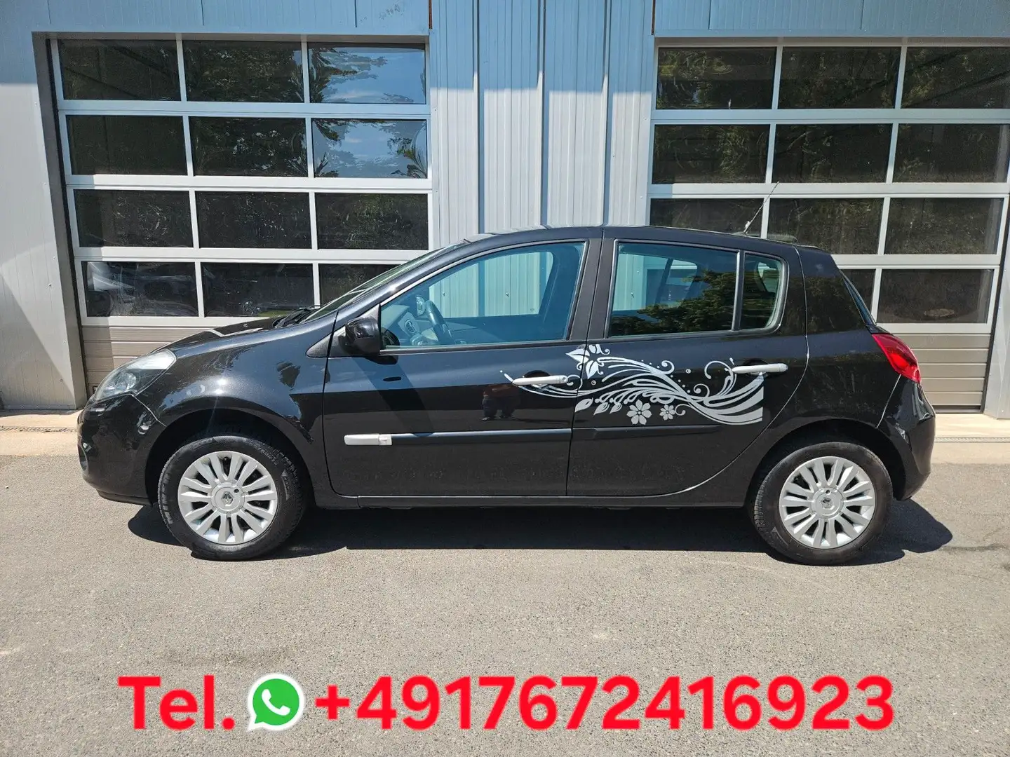 Renault Clio III Dynamique Navi Klima TÜV neu Schwarz - 2