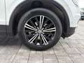 Volkswagen Tiguan 2.0 TDI SCR 4MOTION Executive BlueMotion Technolog Bianco - thumbnail 4