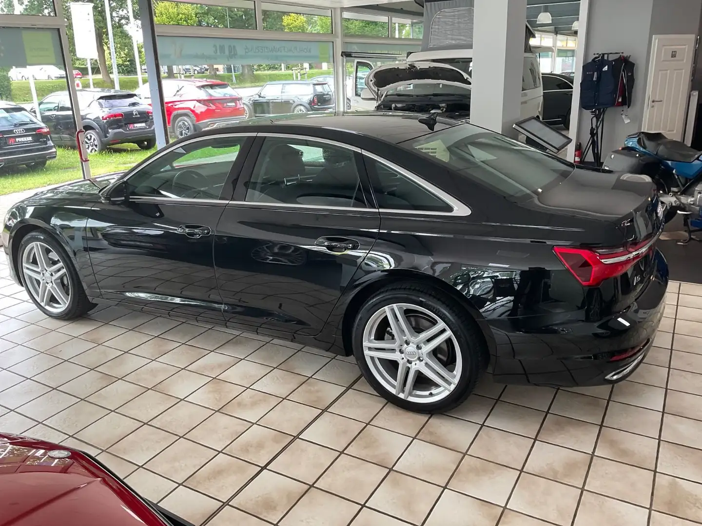 Audi A6 Lim. 45 TFSI sport Negro - 2