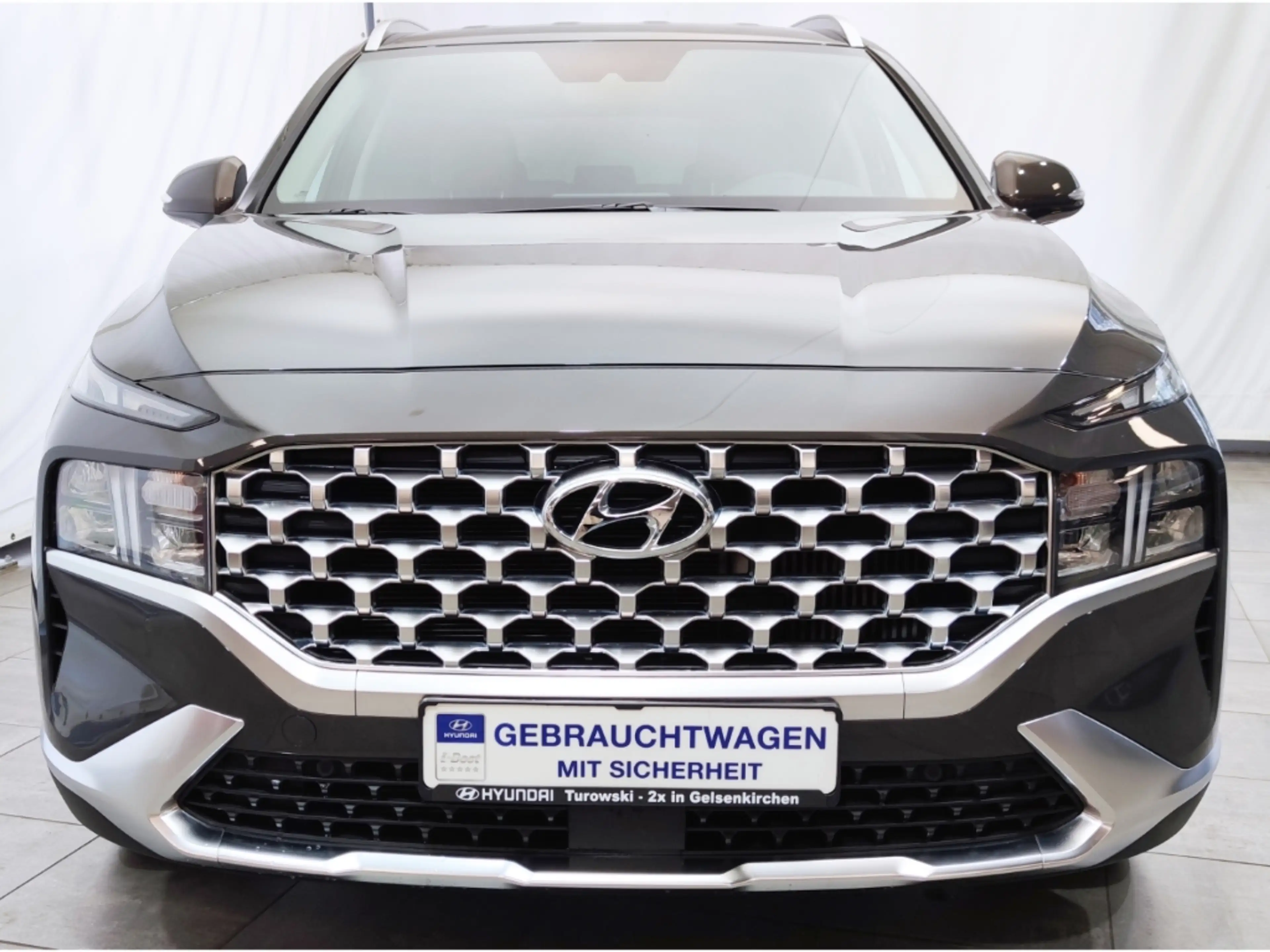 Hyundai SANTA FE Premium 2WD Leder Navi AHK e.Sitze Krell ab dem 23 — photo 2