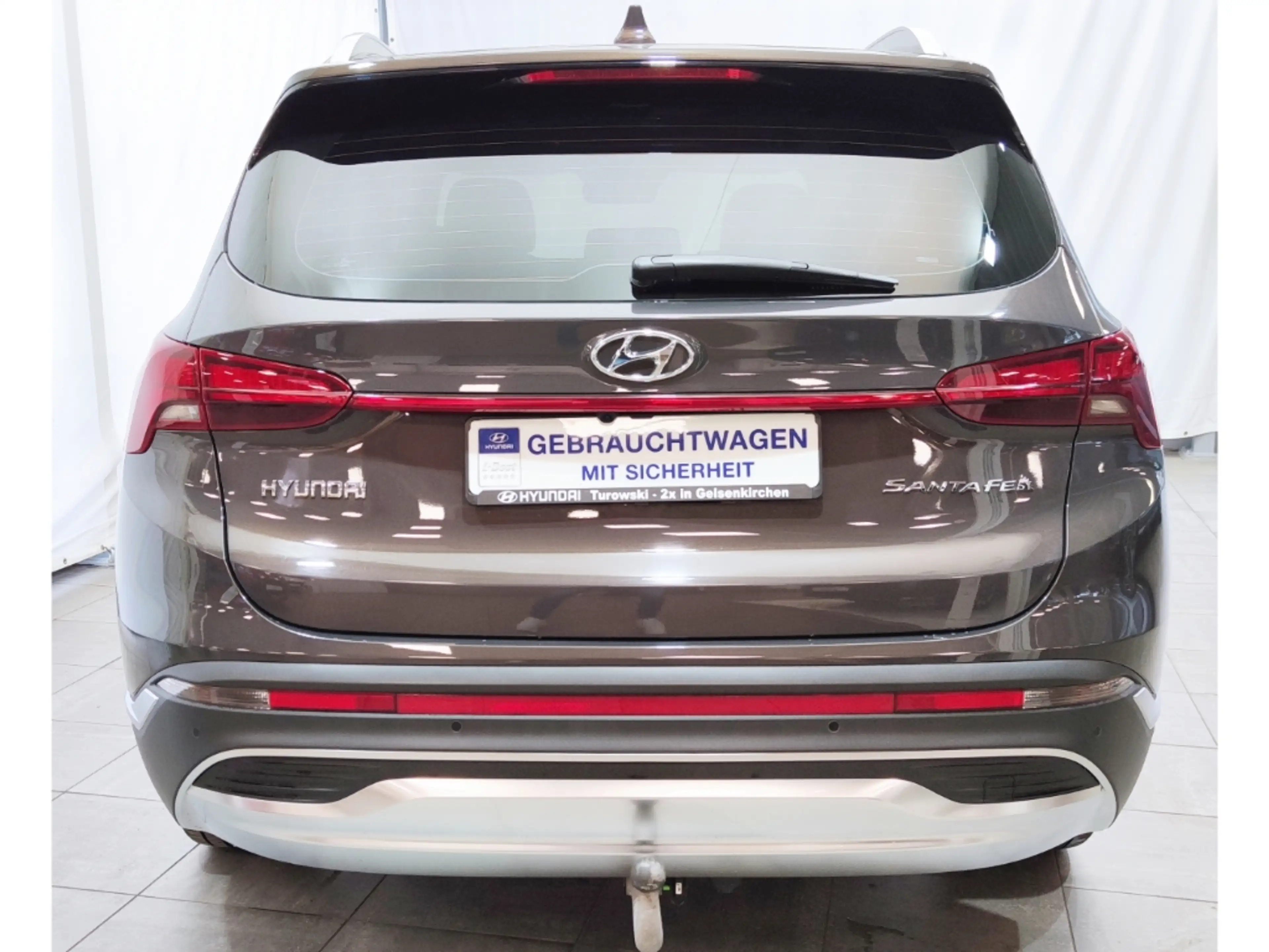 Hyundai SANTA FE Premium 2WD Leder Navi AHK e.Sitze Krell ab dem 23 — photo 5