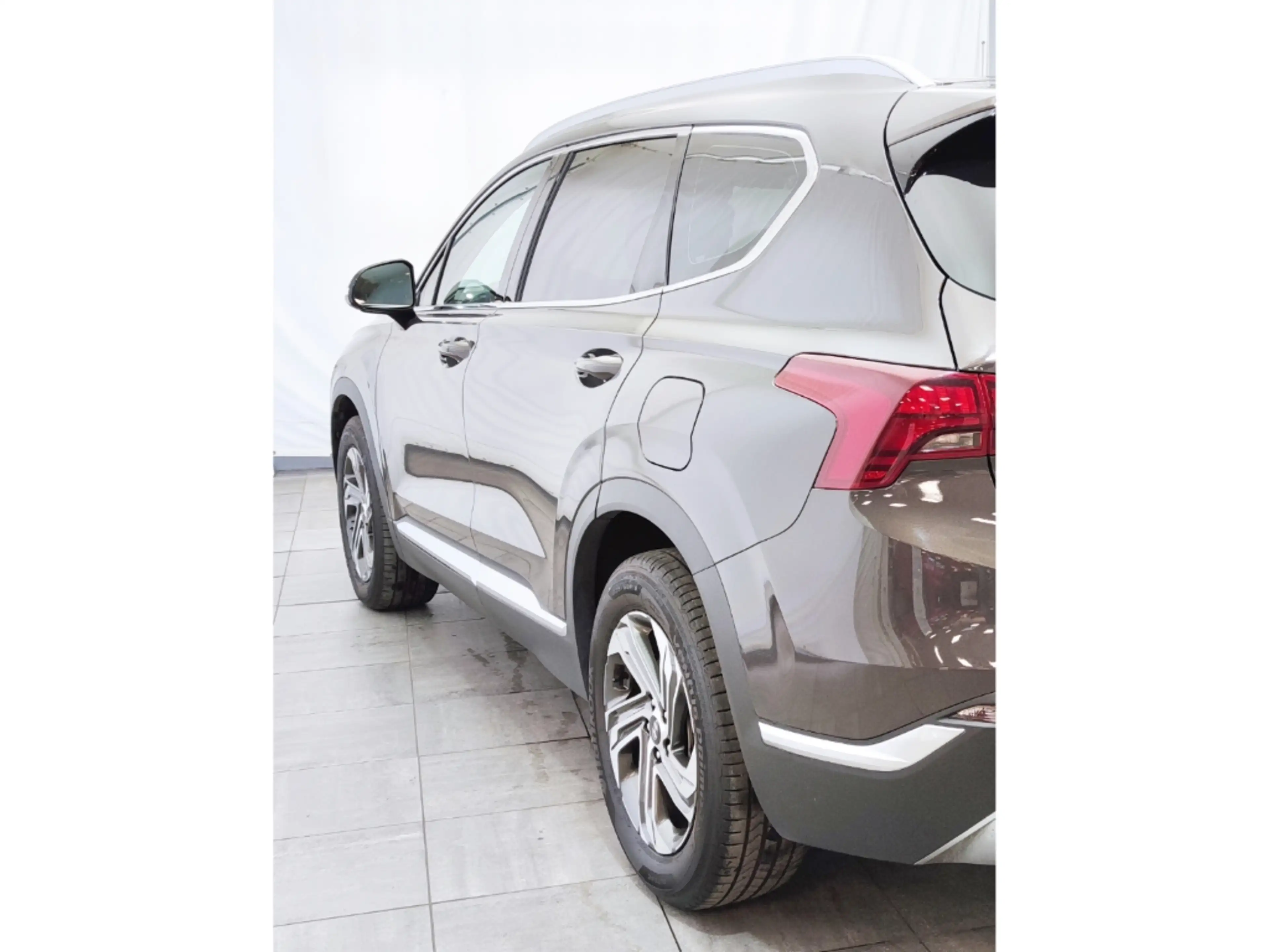 Hyundai SANTA FE Premium 2WD Leder Navi AHK e.Sitze Krell ab dem 23 — photo 6