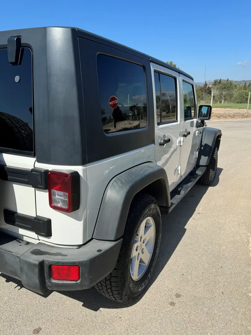 Jeep Wrangler Unlimited 2.8CRD Sport Wit - 2