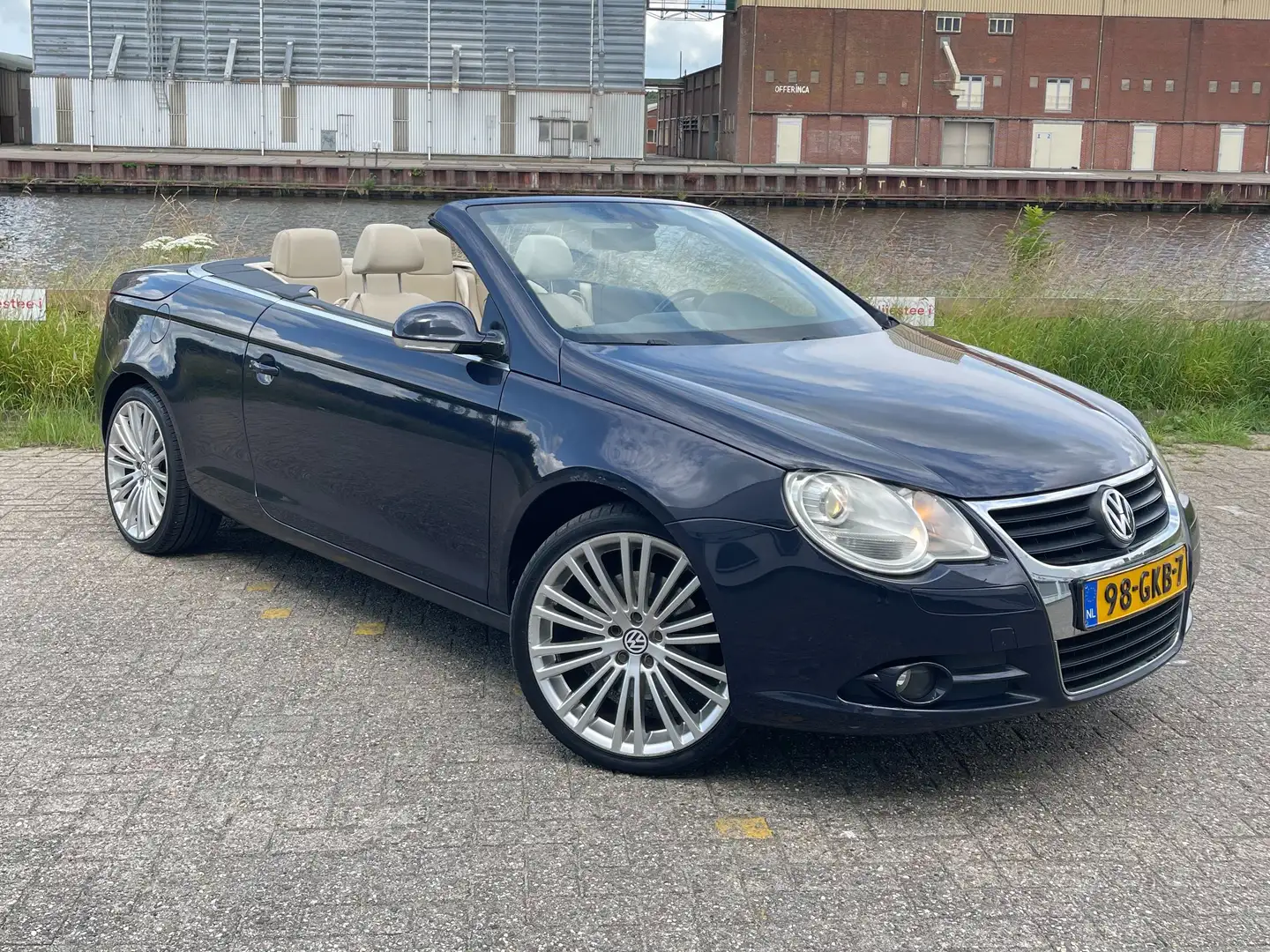 Volkswagen Eos Eos 2.0 T-FSI - 2
