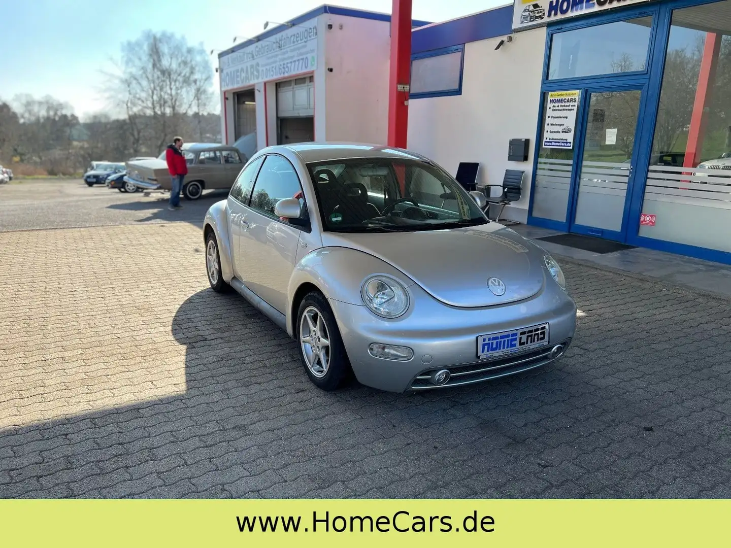 Volkswagen New Beetle Lim. 2.0 - TÜV 2026 Stříbrná - 1