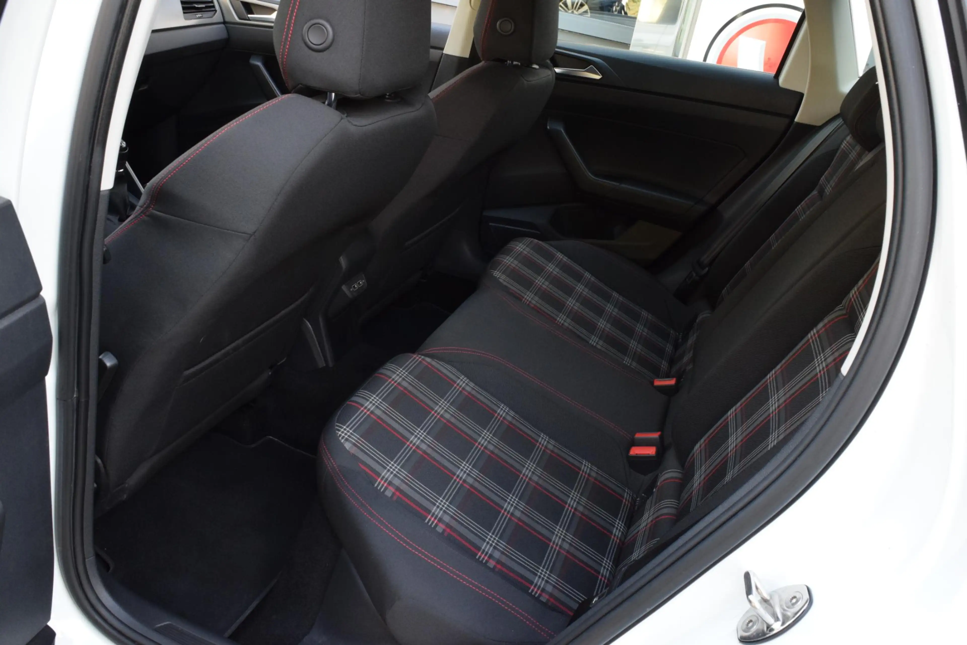 Volkswagen Polo GTI 1.0 TSI|18"|GTI int.|Stoelverw.|ACC|Cam.|Carplay — photo 22