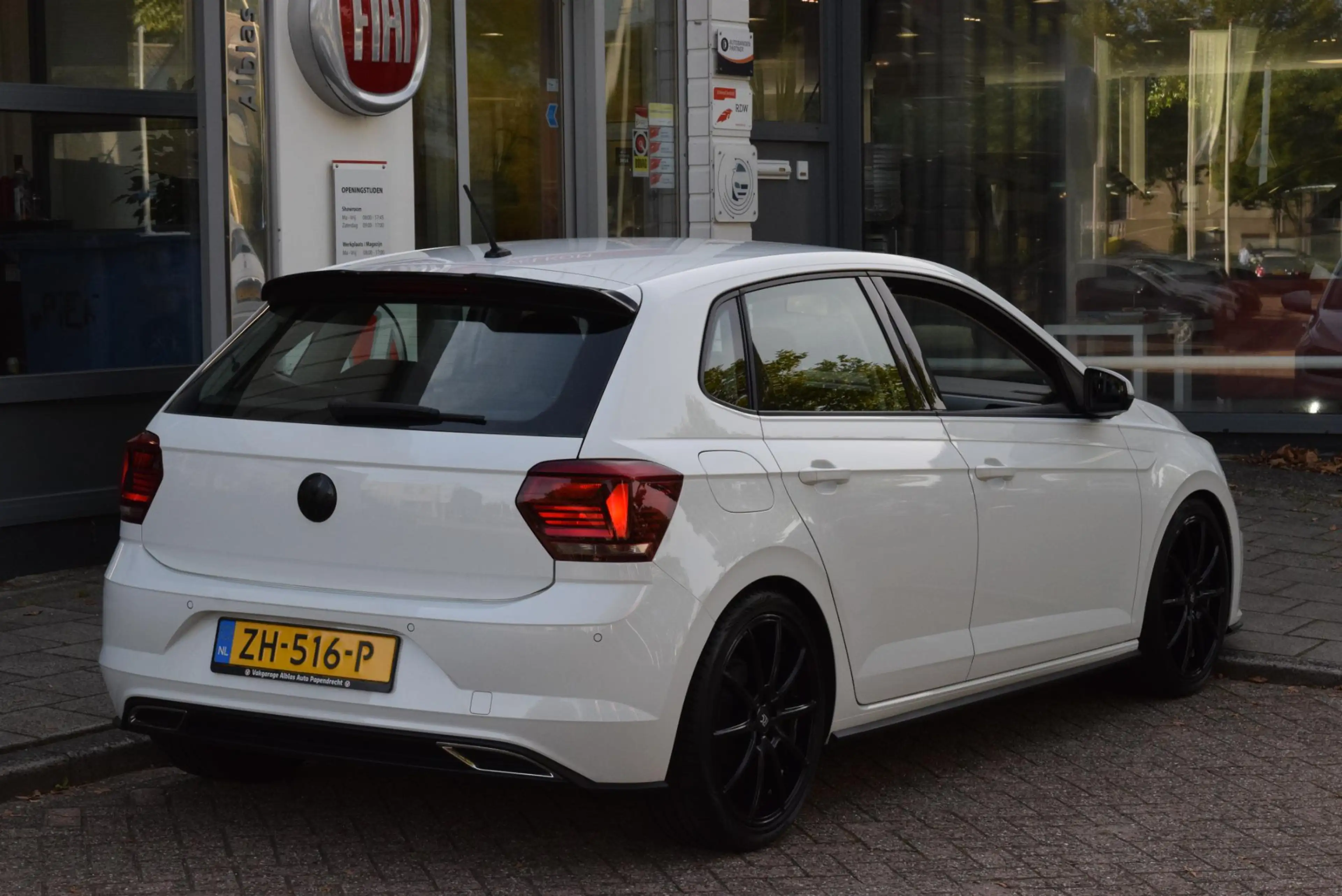 Volkswagen Polo GTI 1.0 TSI|18"|GTI int.|Stoelverw.|ACC|Cam.|Carplay — photo 4