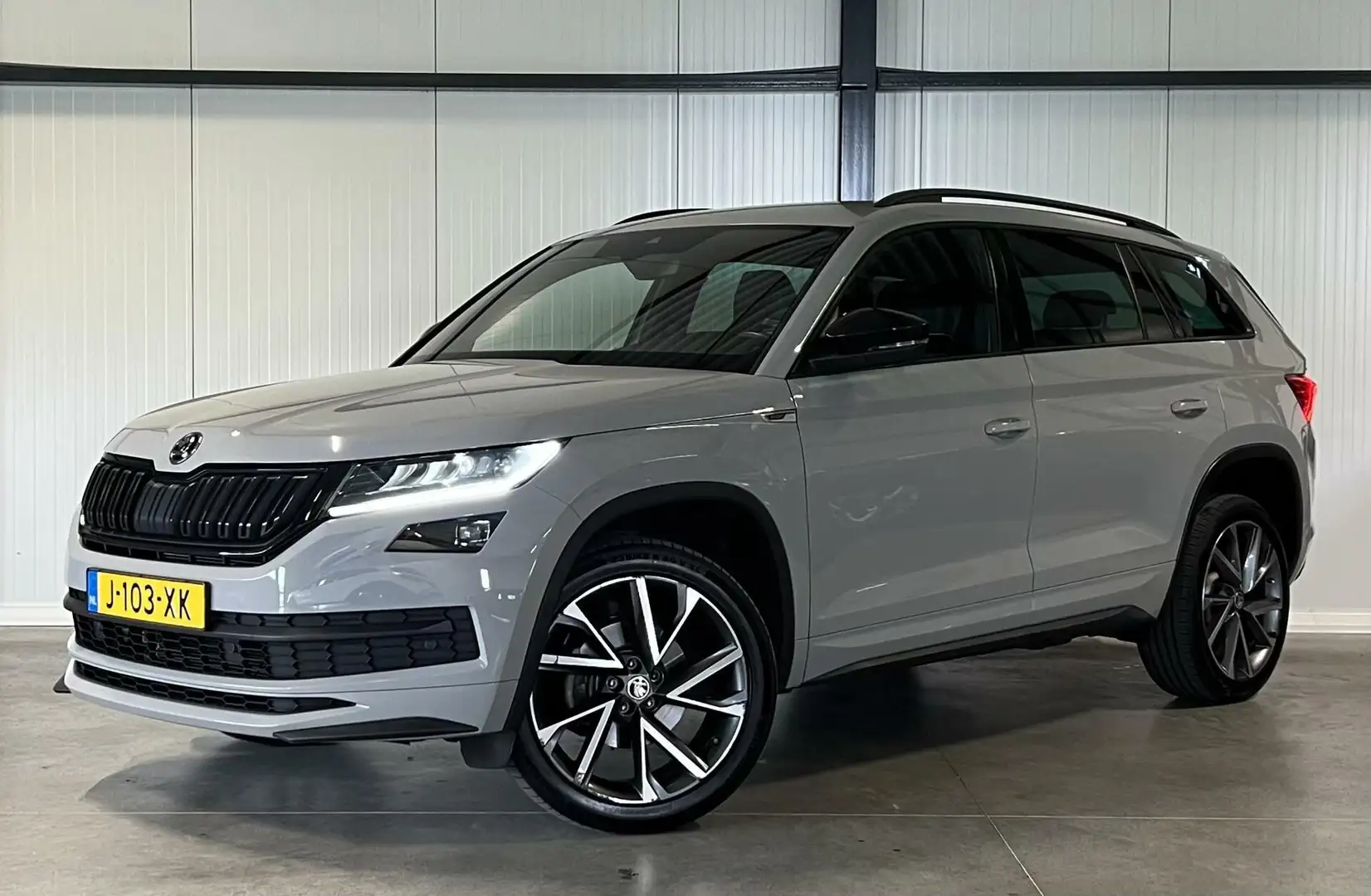 Skoda Kodiaq 1.5 TSI 150PK Sportline Virtual Trekhaak Canton Gris - 1