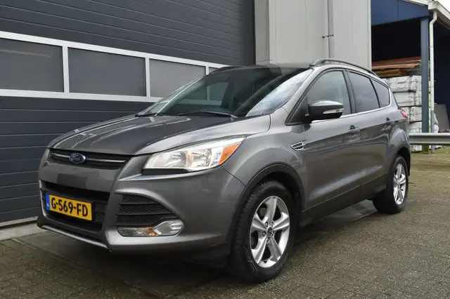 Ford Kuga 2.5 automaat