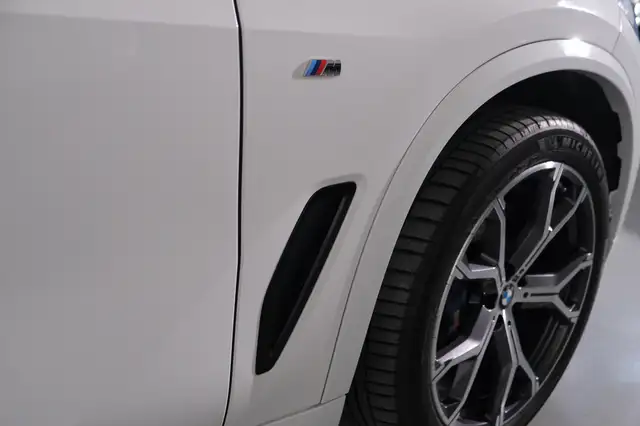 BMW X5 X5 xDrive 30 d M Sport | Laser | HUD | Voll Ansicht 7