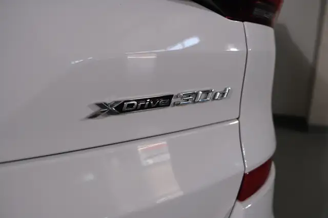 BMW X5 X5 xDrive 30 d M Sport | Laser | HUD | Voll Ansicht 15