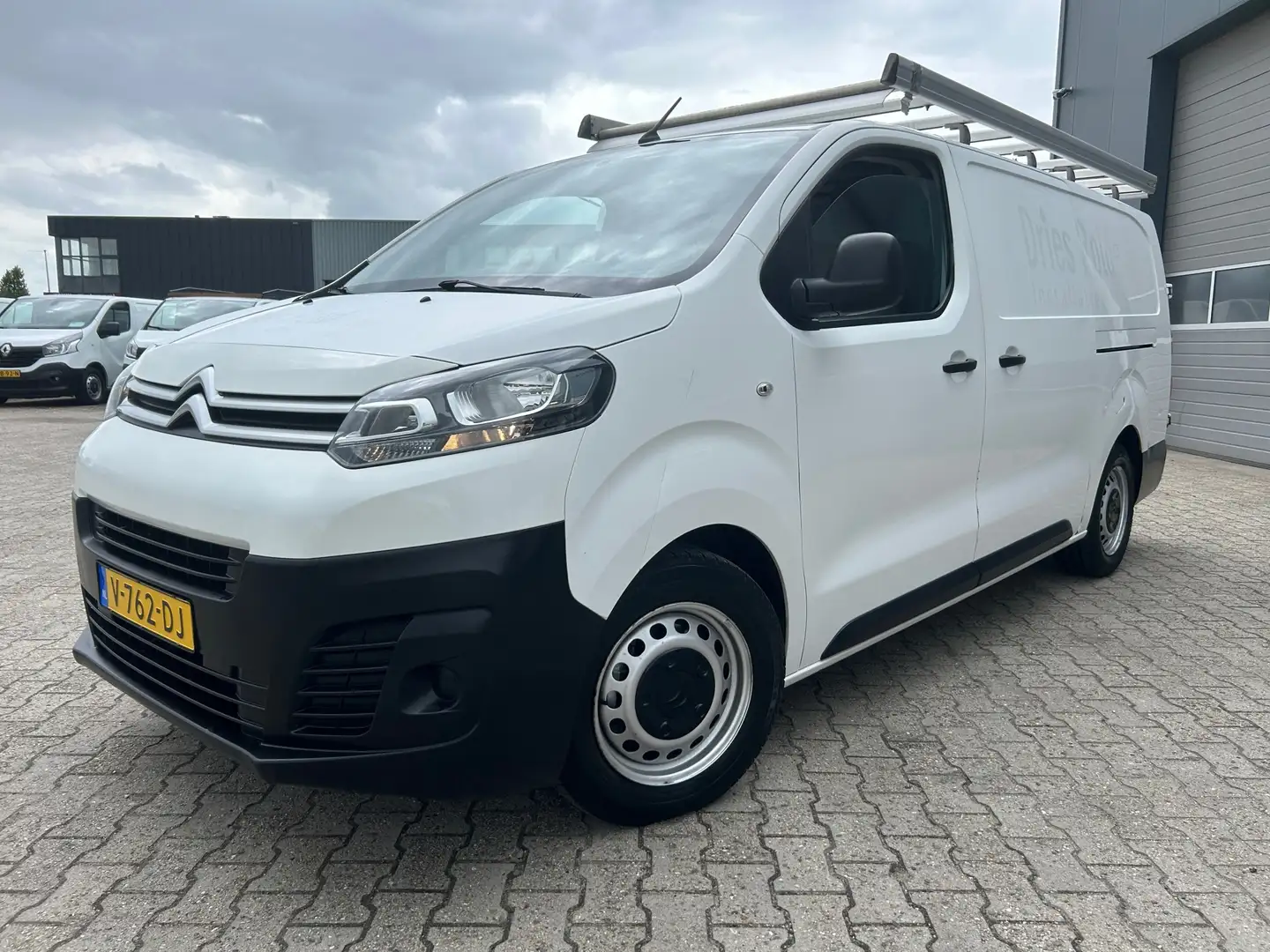 Citroen Jumpy 2.0 BlueHDI 120 Business M S&S LANG Wit - 2