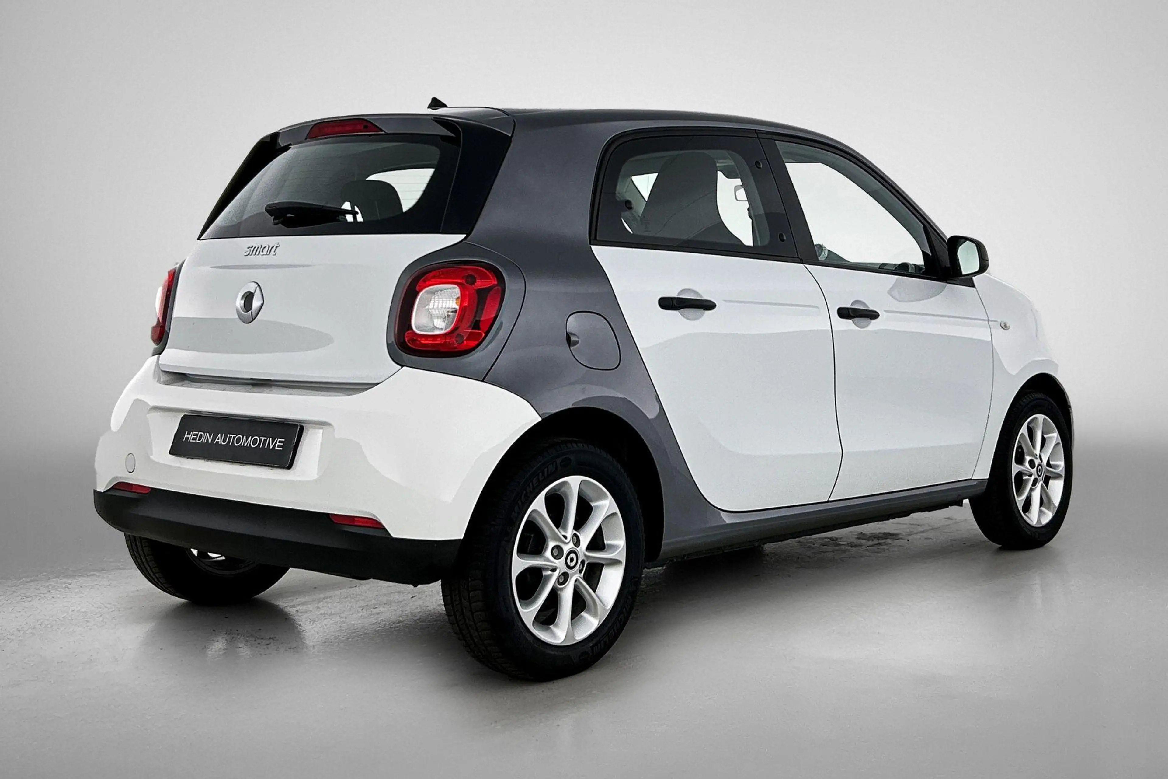 smart forFour 1.0 Business Solution — photo 2
