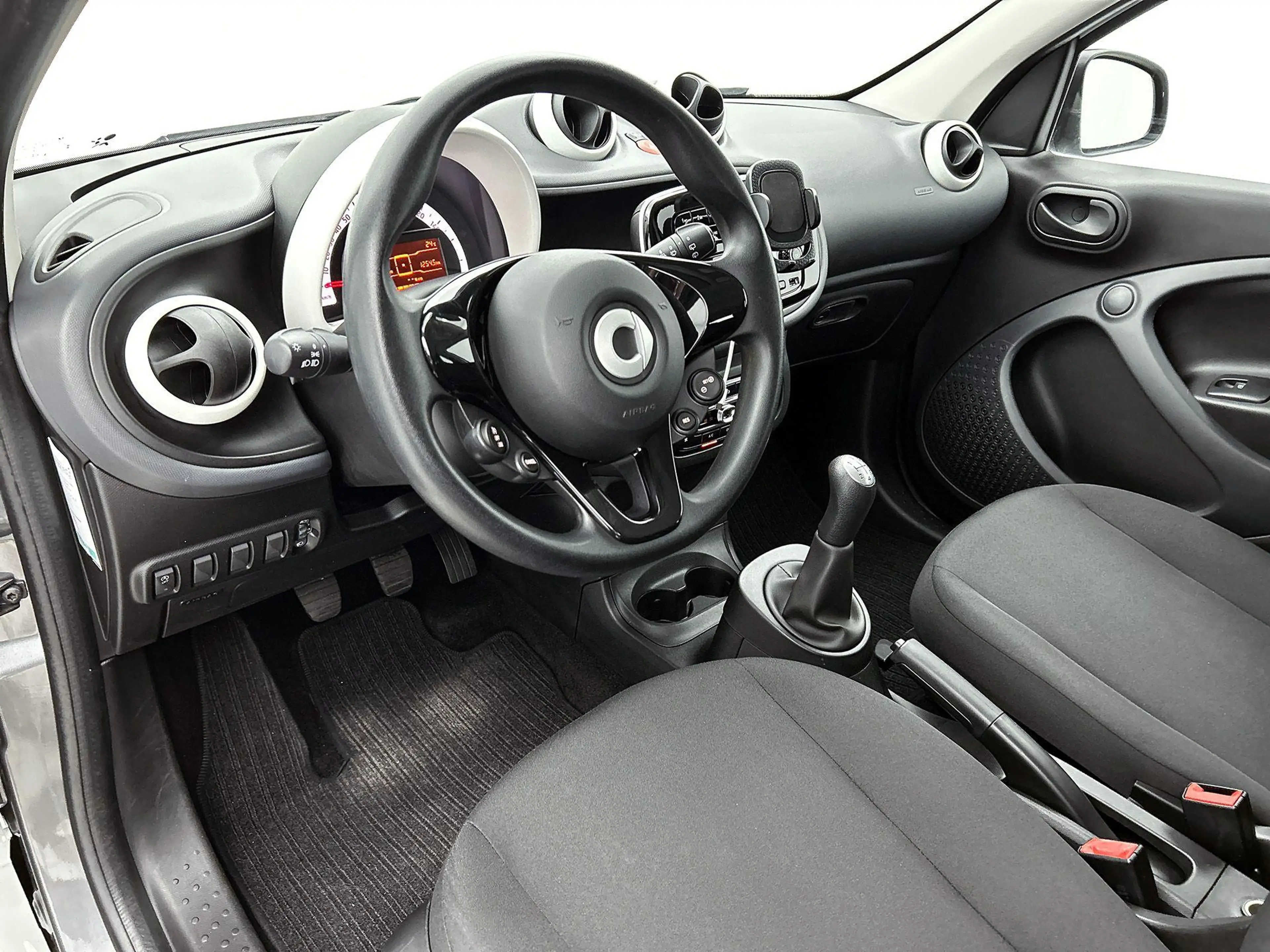 smart forFour 1.0 Business Solution — photo 8