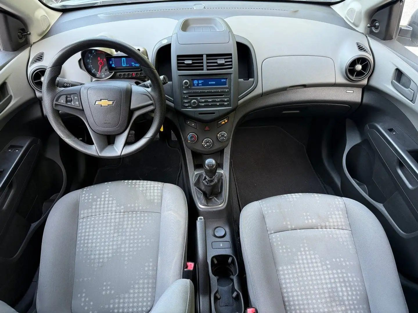 Chevrolet Aveo II 1.2i 70cv LS 5 Portes Gris - 2