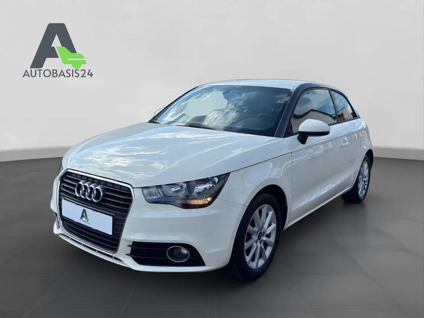 Audi A1 1.6 TDI Ambition*Style Paket*Alu*Bluetooth Blanc - 1