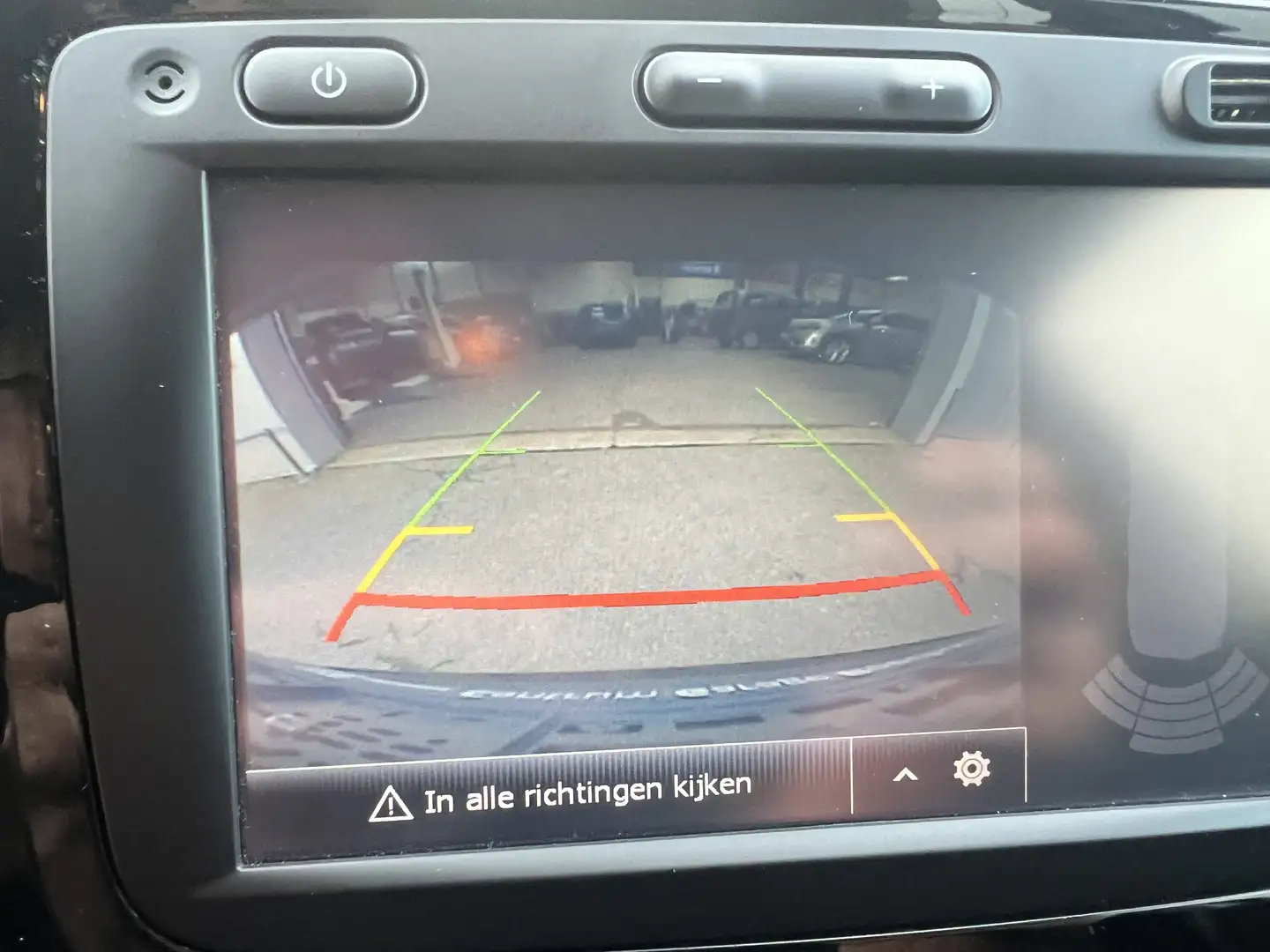 Renault Captur 0.9Tce 90pk Energy corp edition Grijs - 2