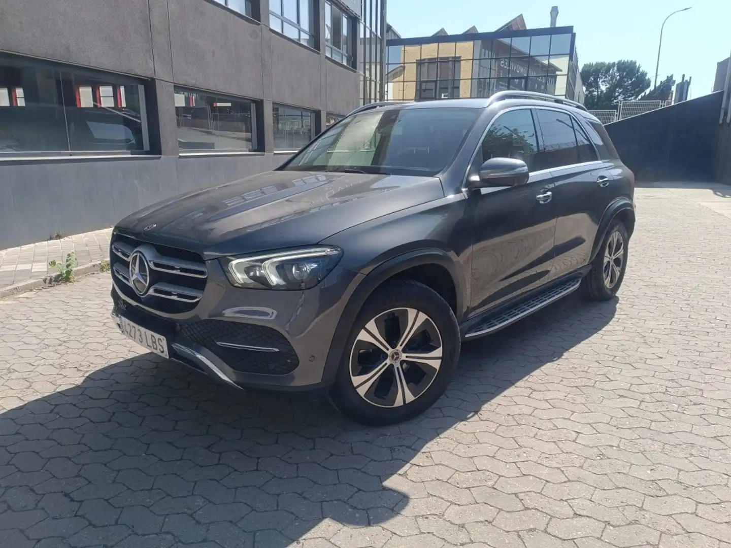 Mercedes-Benz GLE 300 300d 4Matic Aut. Gris - 2