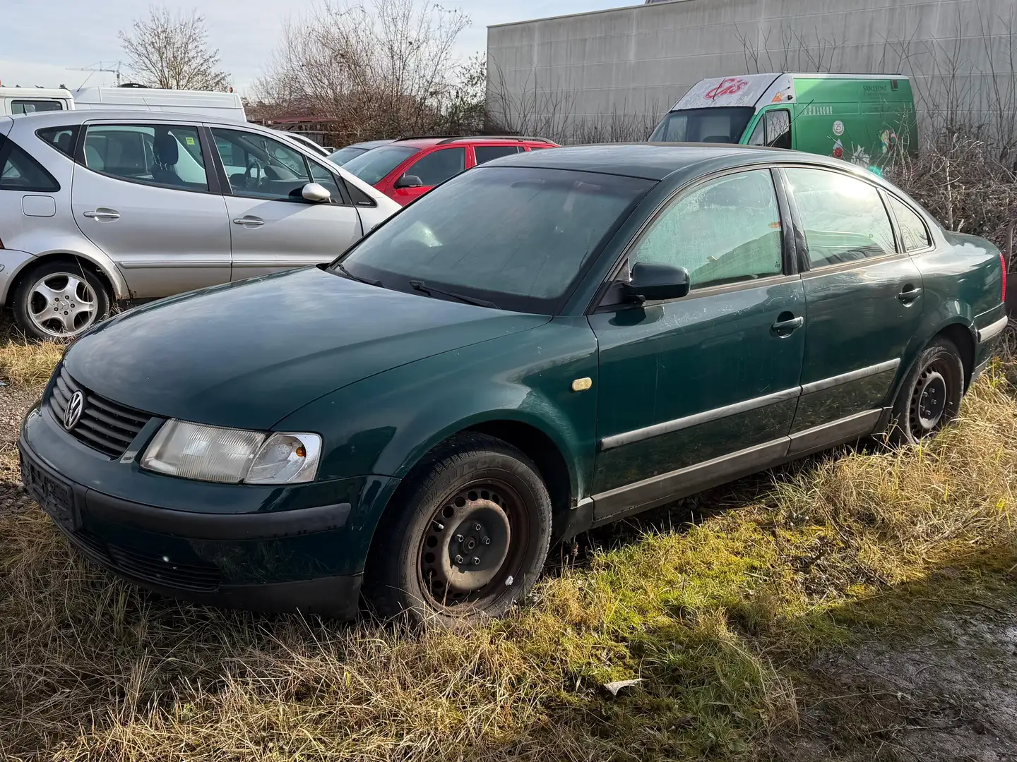 Volkswagen Passat Passat 1.6 Comfortline Grün - 2