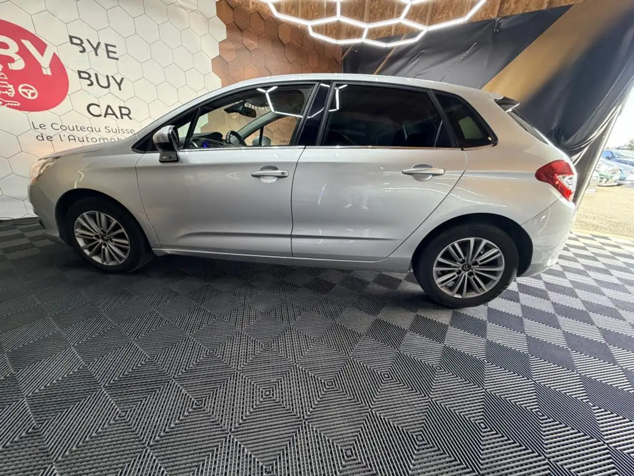 Citroen C4 Berline — photo 8