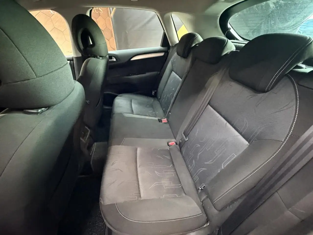 Citroen C4 Berline — photo 23
