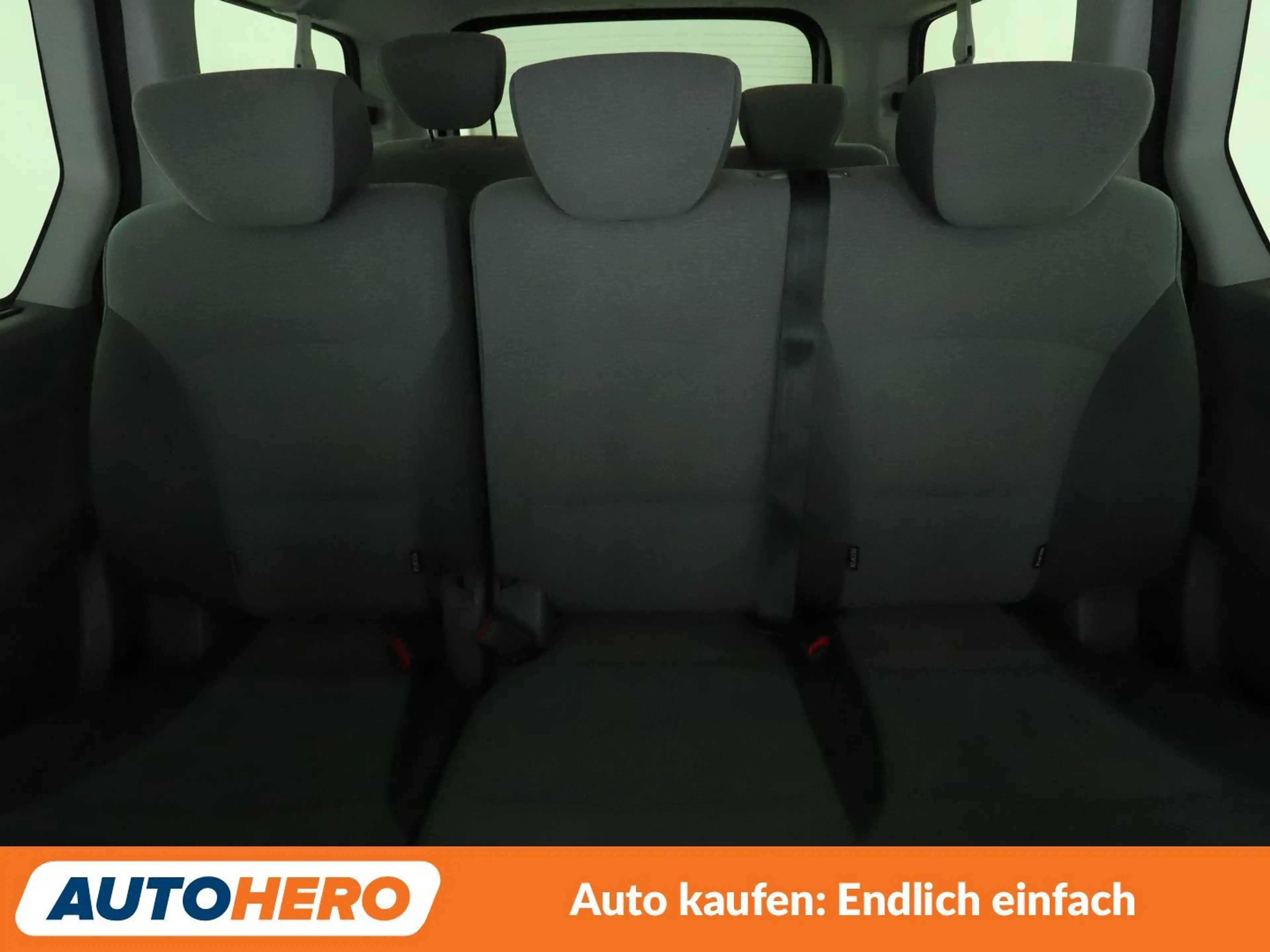 Hyundai H-1 2.5 CRDi Travel Trend Aut.*NAVI*PDC*AHK*KLIMA* — photo 15