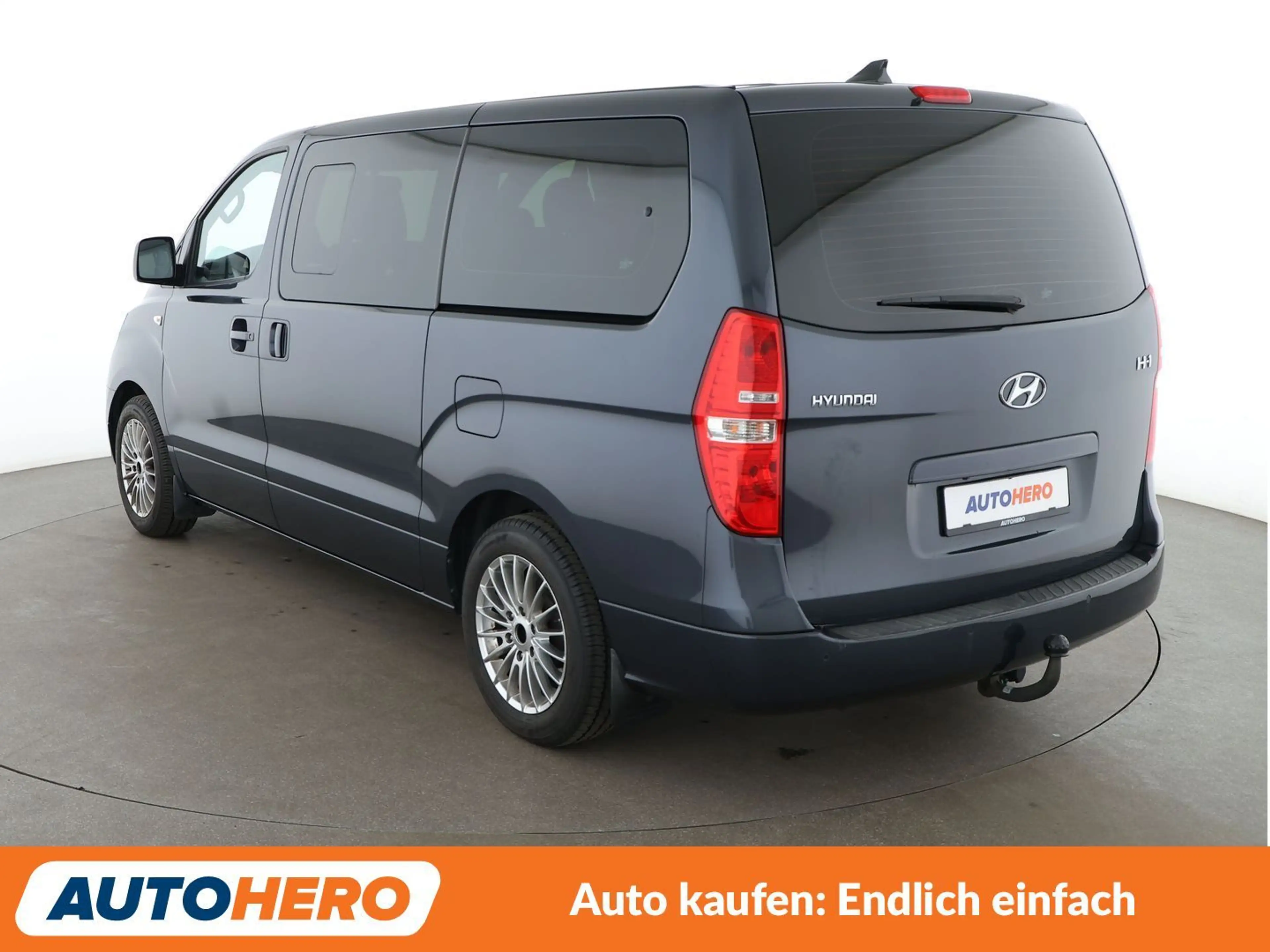 Hyundai H-1 2.5 CRDi Travel Trend Aut.*NAVI*PDC*AHK*KLIMA* — photo 4