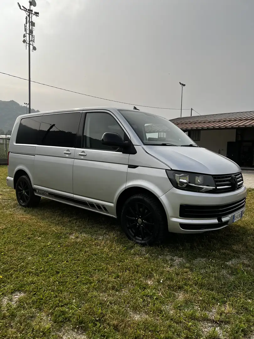 Volkswagen T6 Transporter - 1