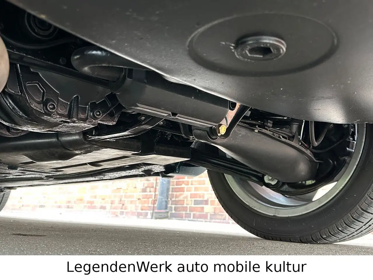 Mercedes-Benz E 36 AMG T S124 Deutschland 2.Hd teilrestauriert, foto 10