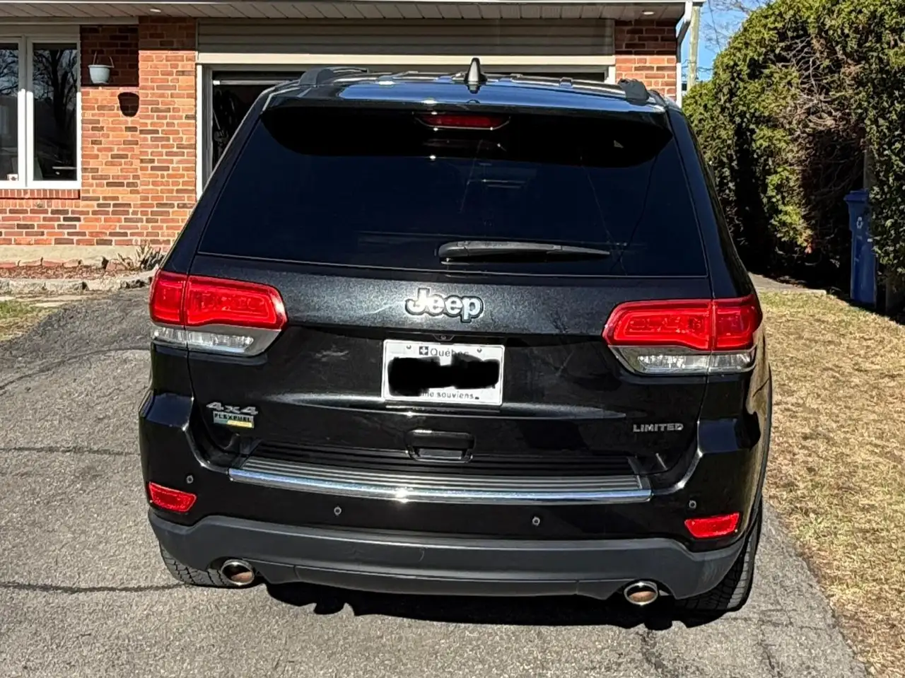 Jeep Grand Cherokee снимка Jeep Grand Cherokee