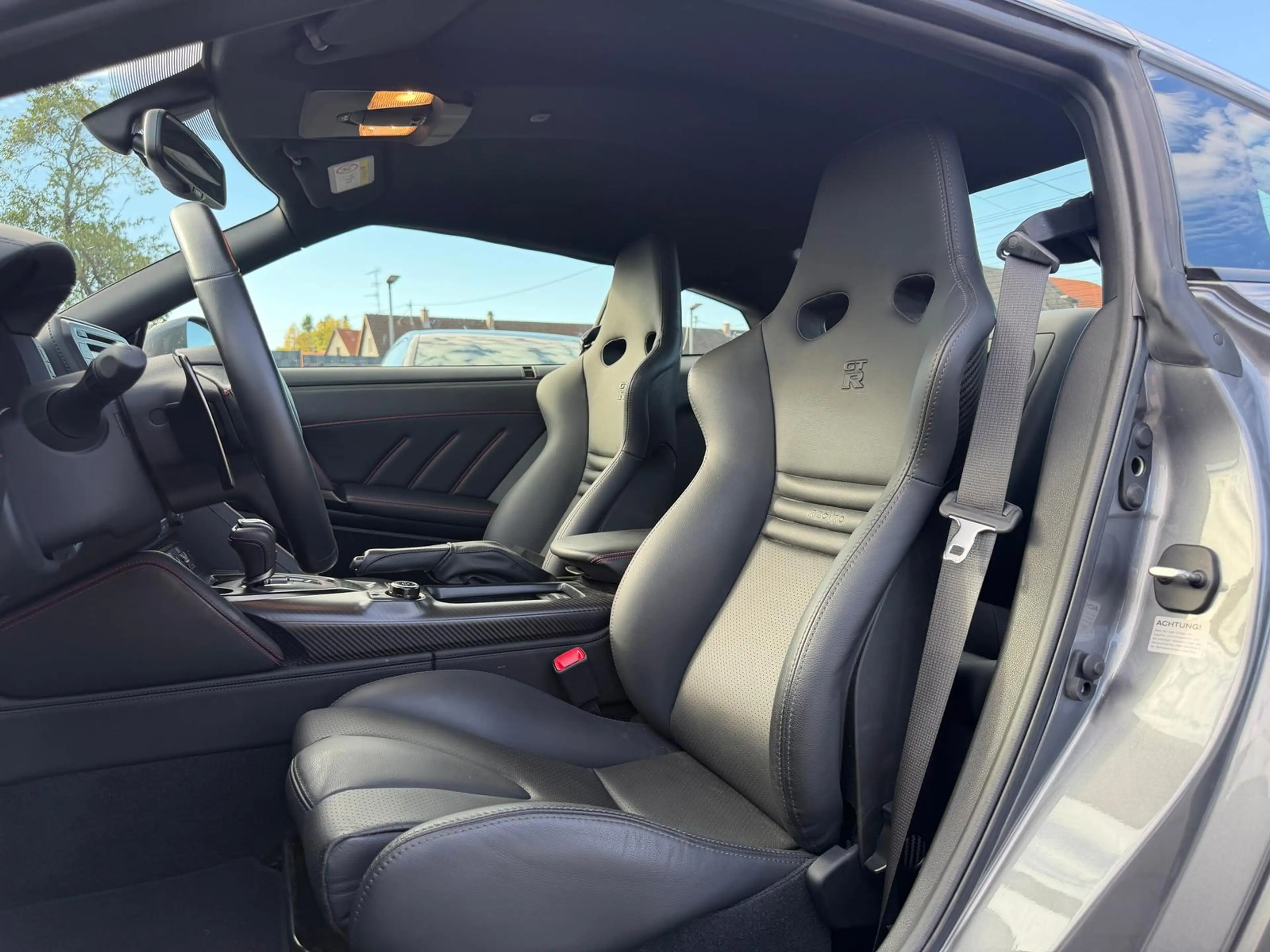 Nissan GT-R Track Edition 1.Hand Scheckheftgepflegt — photo 8