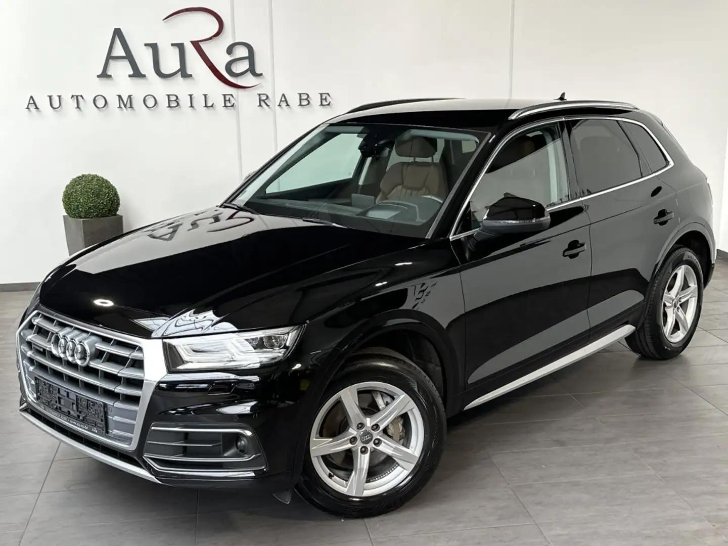 Audi Q5 40 TDI Quattro Sport NAV+LED+ACC+HUD+B&O+1HD Schwarz - 1