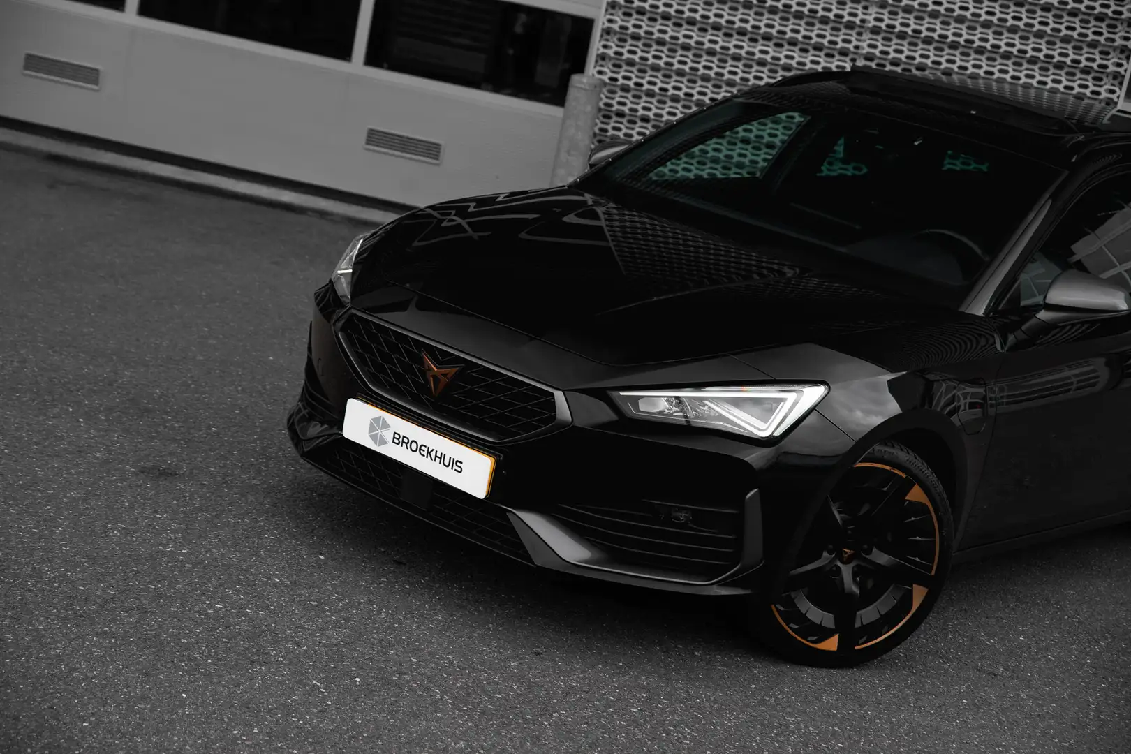 CUPRA Leon Sportstourer 1.4TSI 245pk e-Hybrid VZ Performance Noir - 2
